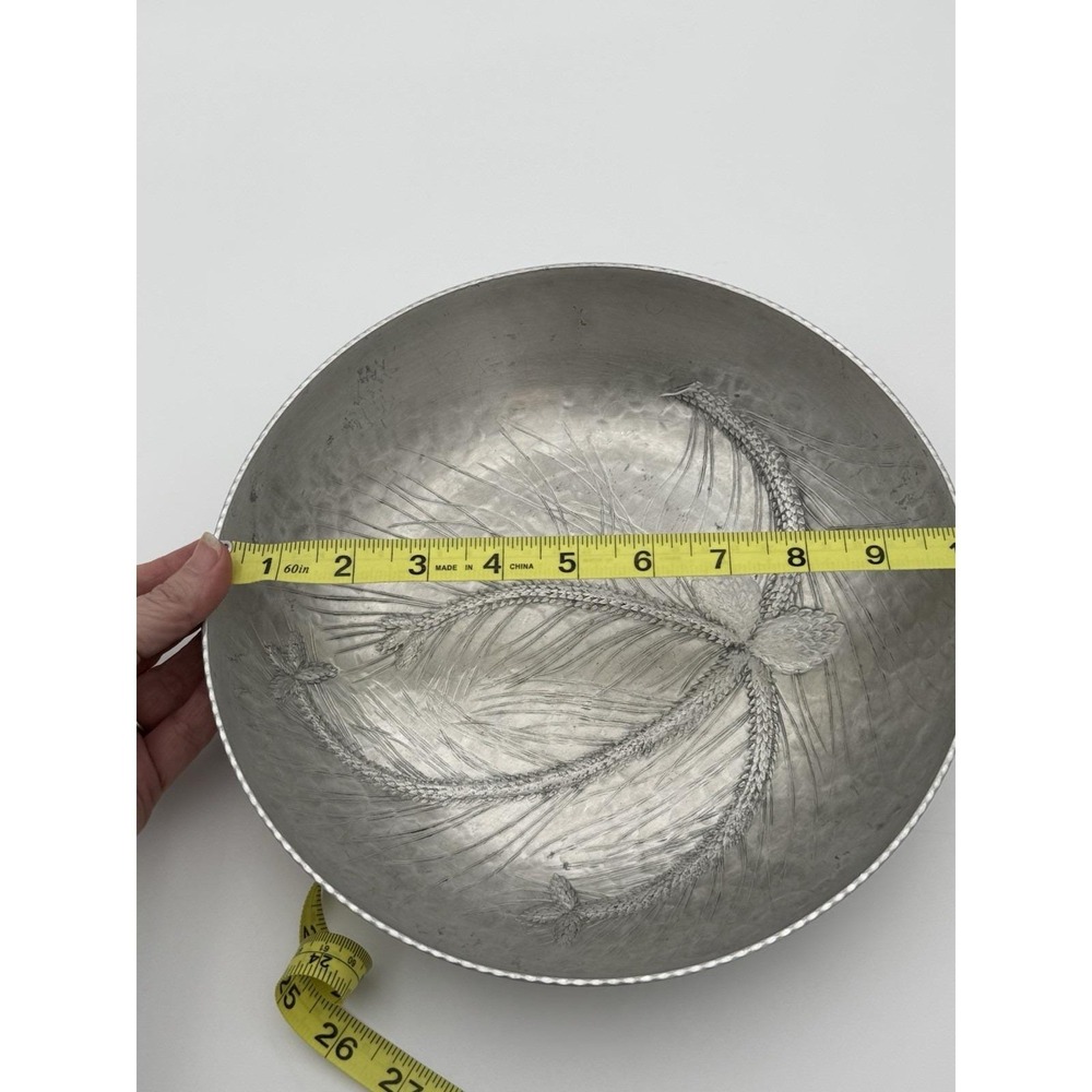 Vintage Everlast Forged Aluminum Round Plate Or Tray Pinecones & Branches Design - Picture 5 of 6